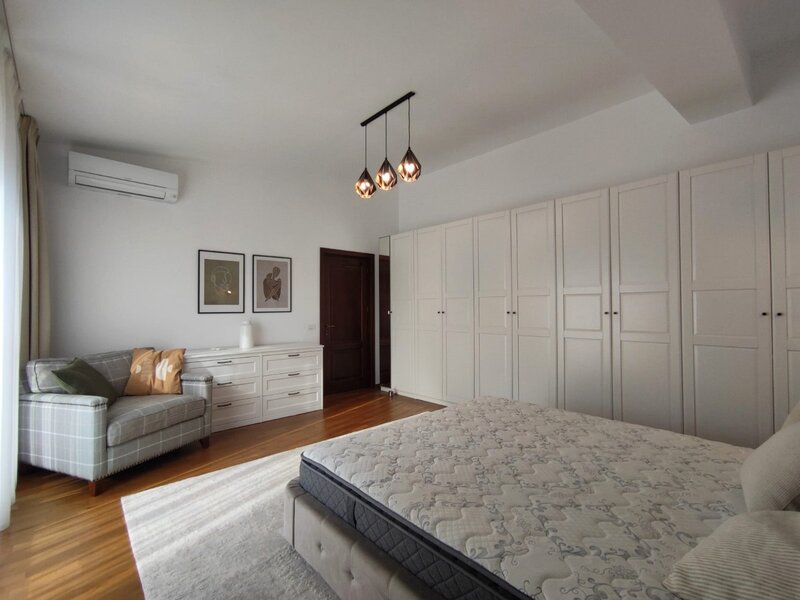 Tineretului inchiriere apartament 3 camere decomandat, bloc nou